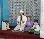imam geeft les in bi